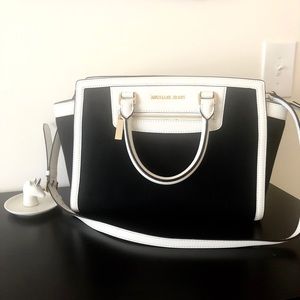 Michael Kors black and white bag